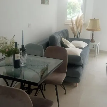 Apartment By Anka Okrug Gornji *