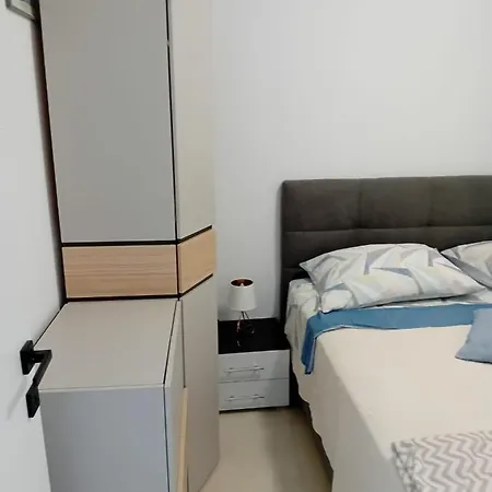 By Anka Okrug Gornji Apartment